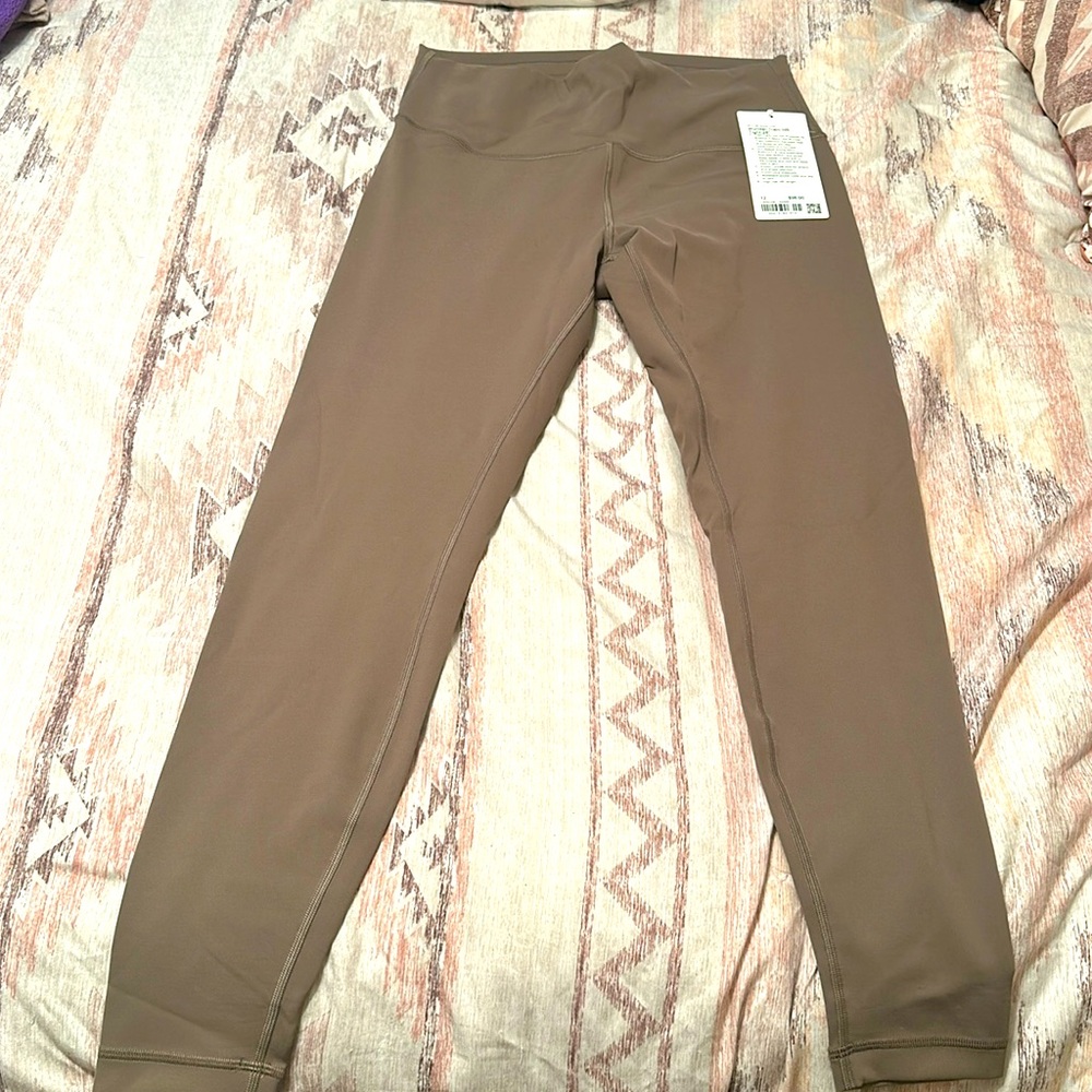 Lululemon Wunder Train HR Tight 28"